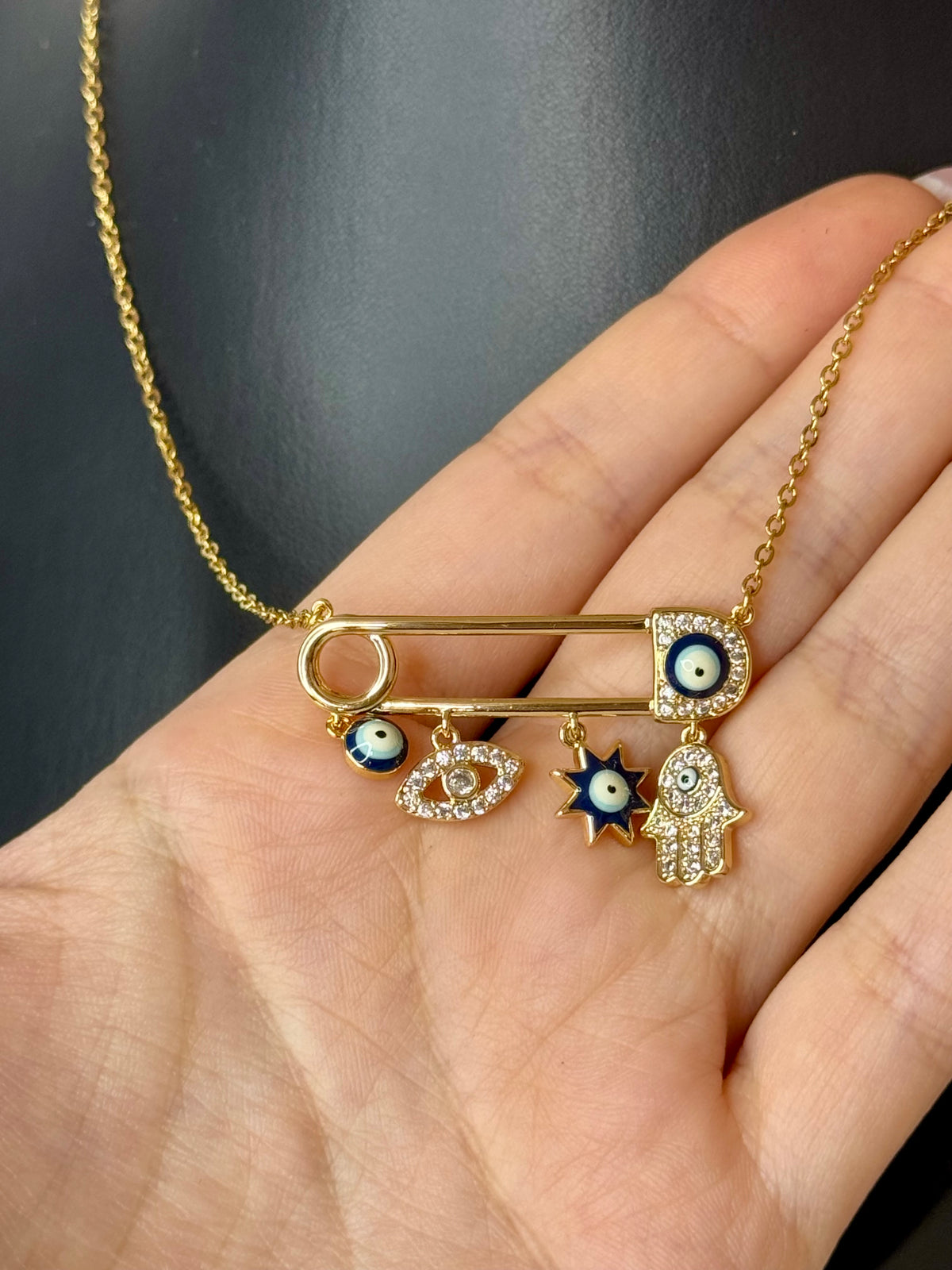 Collana Amuleto "Scudo di Luce" – Acciaio Inossidabile