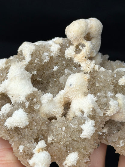 Okenite su heulandite