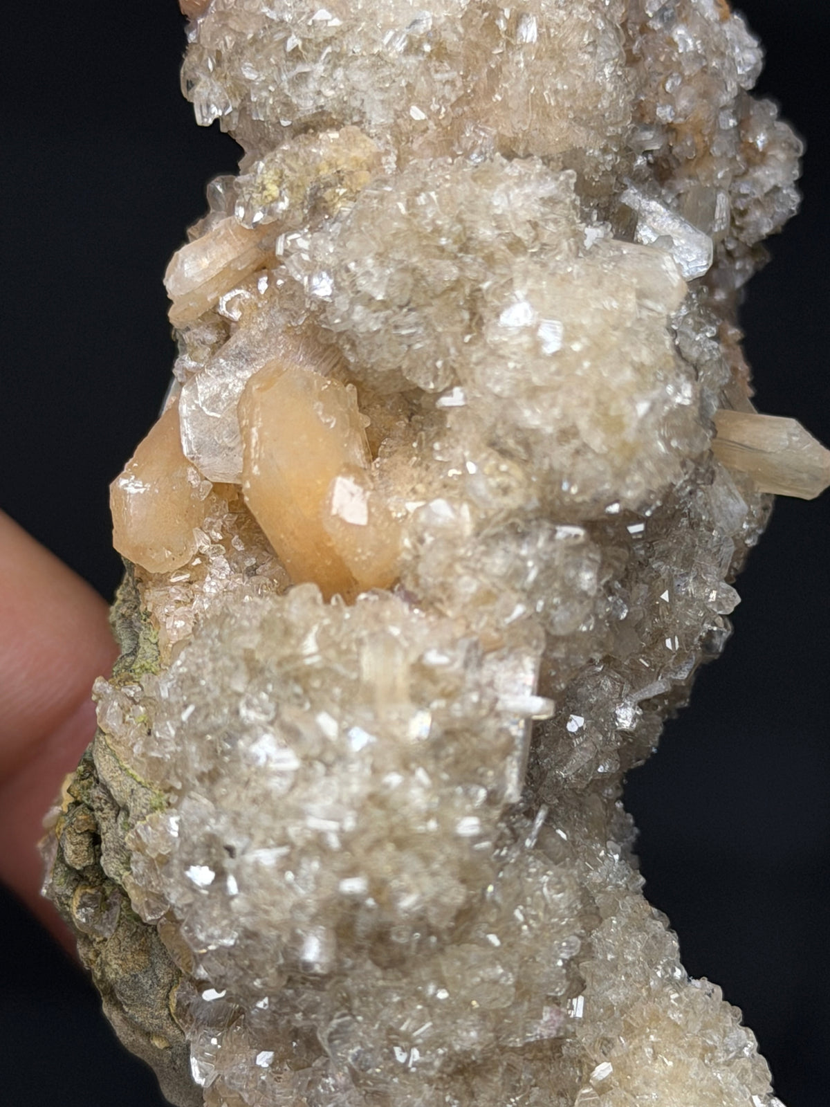 Apofillite trasparente su Heulandite e stilbite pesca