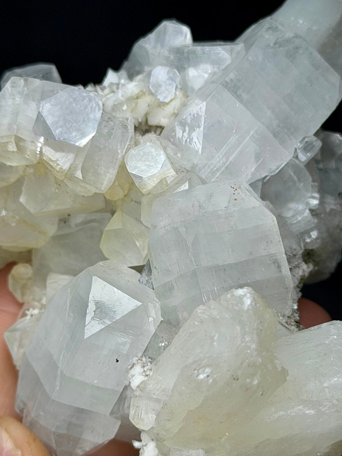 Aggregato di apofillite e stilbite bianca