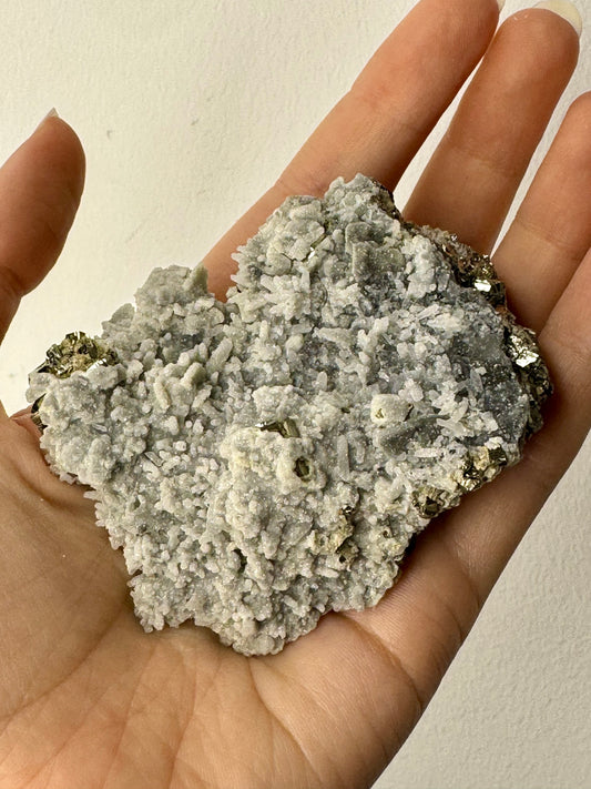 Pirite su matrice con galena e calcite - Bulgaria