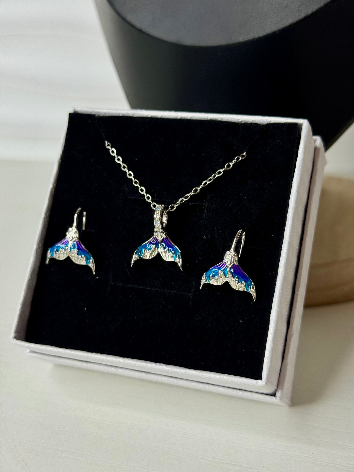 Set “Anima dell’Oceano” – Collana e Orecchini in Argento 🐋🌊