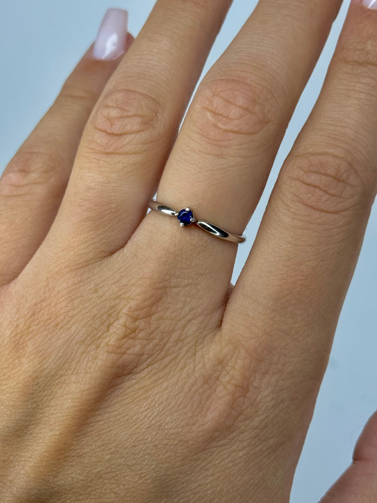 Anello Regolabile "Luce Reale" - Argento 925 e Zaffiro Blu