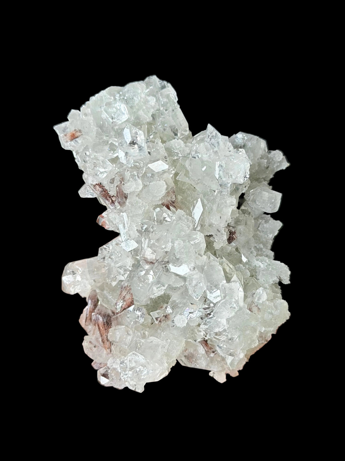 Apofillite trasparente con stilbite /inclusioni di Ematite
