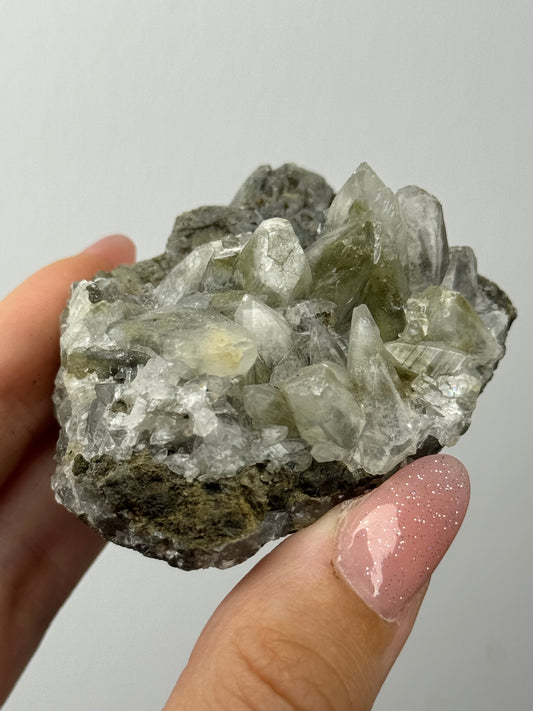 Calcite denti di cane - India